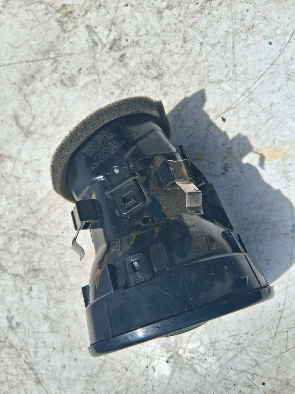 2021 MERCEDES SPRINTER W907 DASHBOARD MIDDLE AIR VENT A9108303401