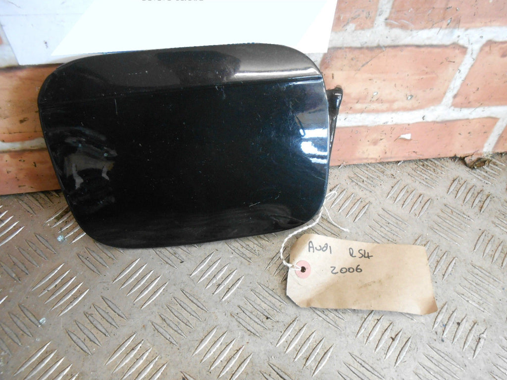 AUDI A4 RS4 8EC 2006 FUEL CAP COVER DOOR FLAP BLACK