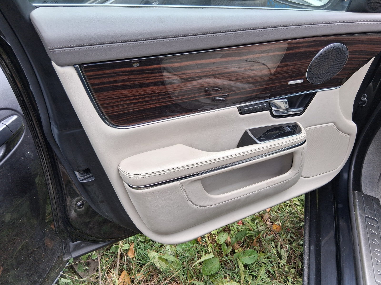 2012 JAGUAR XJ X351 NSF PASSENGER SIDE FRONT LEFT DOOR CARD PANEL