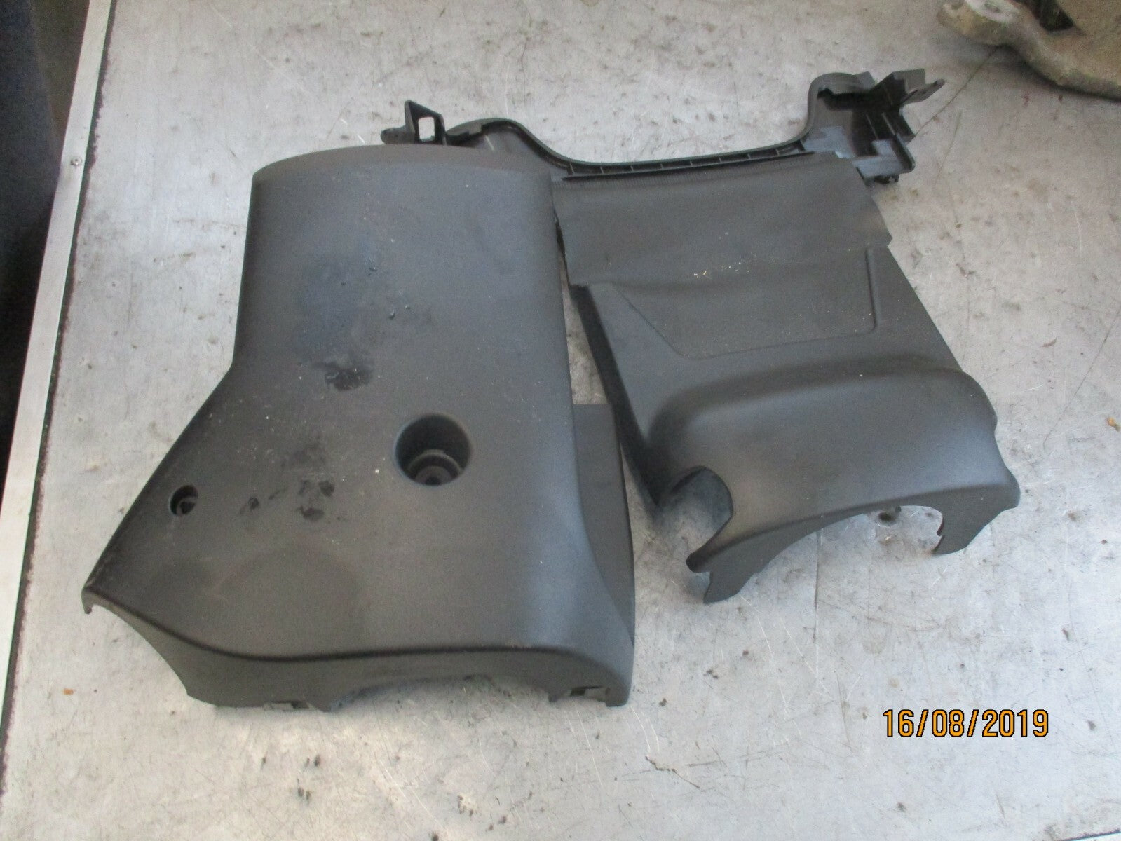 VAUXHALL INSIGNIA A MK1 STEERING COWLING COMPLETE 13306256 13306251