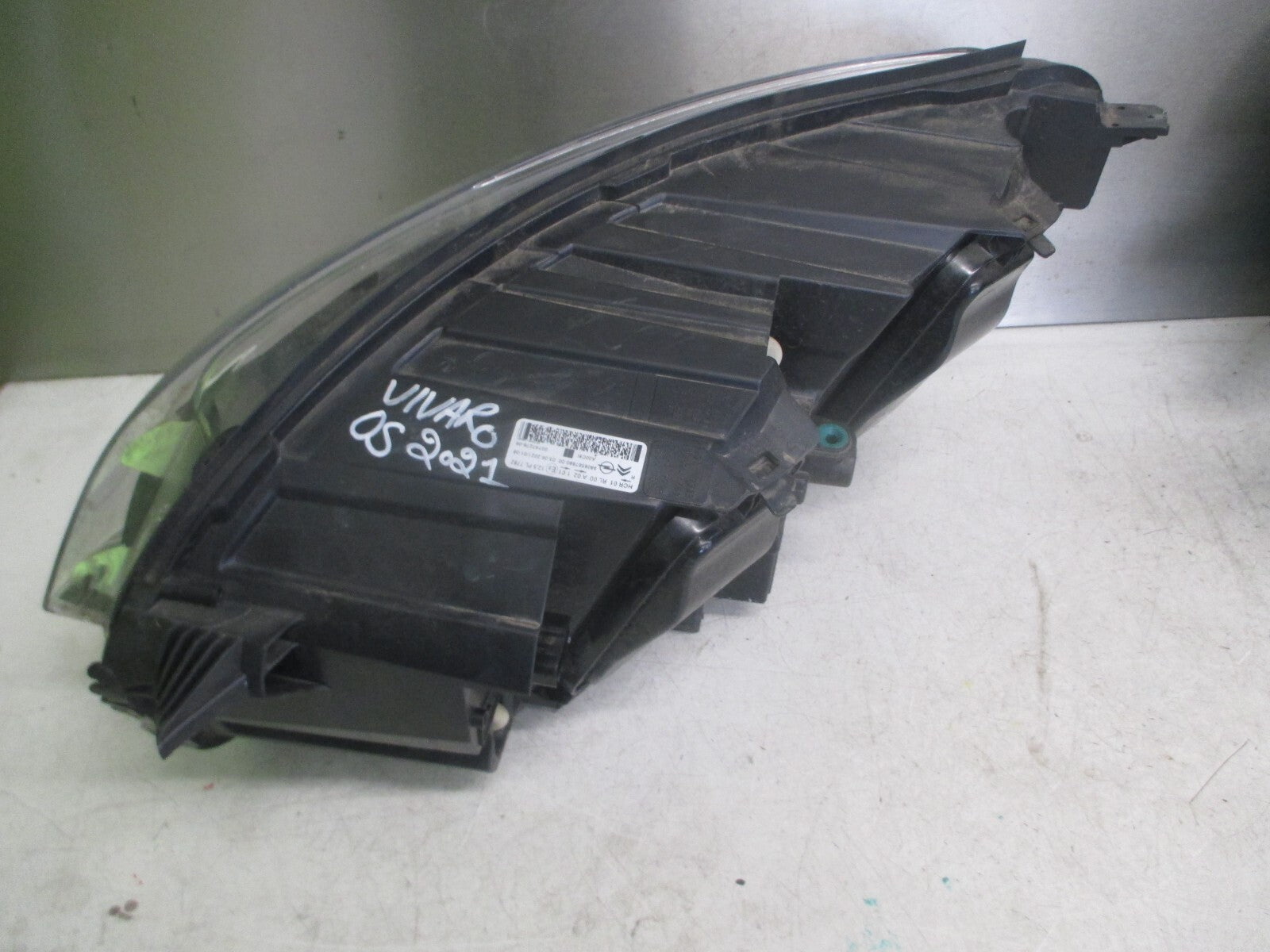 VAUXHALL VIVARO 2021 OSF DRIVER SIDE FRONT HEADLIGHT HEADLAMP 9808567880 DAMAGED