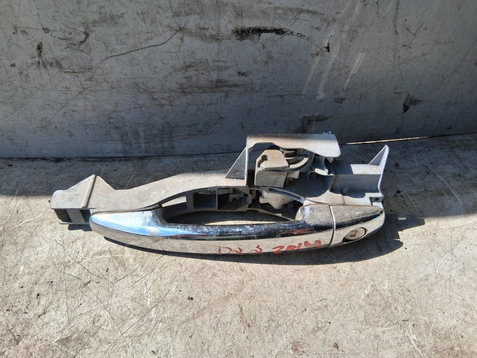 2011 CITROEN DS3 NSF PASSENGER SIDE FRONT LEFT EXTERIOR DOOR HANDLE 9684560080