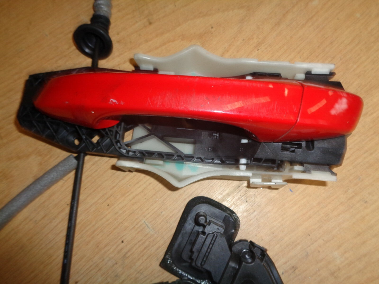 SKODA FABIA 2018 MK3 NJ NSF PASSENGER SIDE FRONT LOCK MECHANISM 45830180
