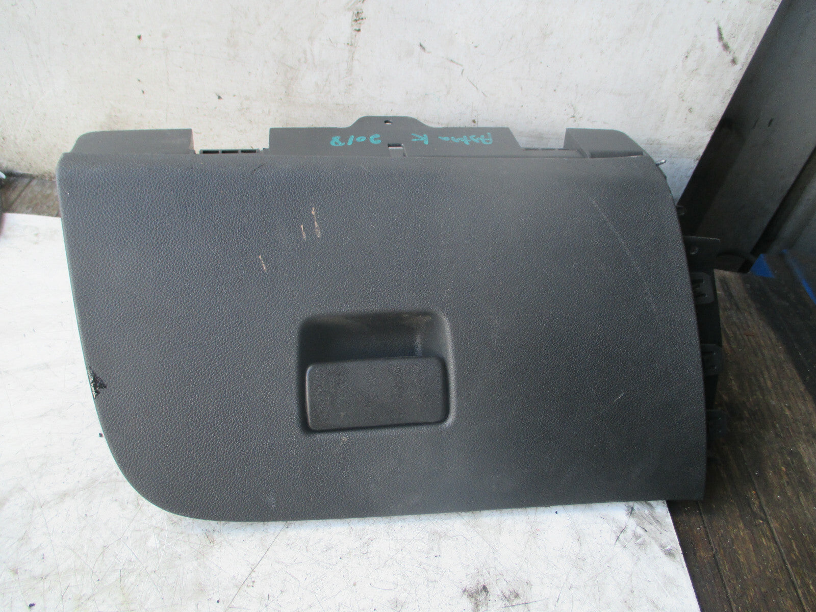 VAUXHALL ASTRA K MK7 2018 GLOVE BOX STORAGE COMPARTMENT 39046540