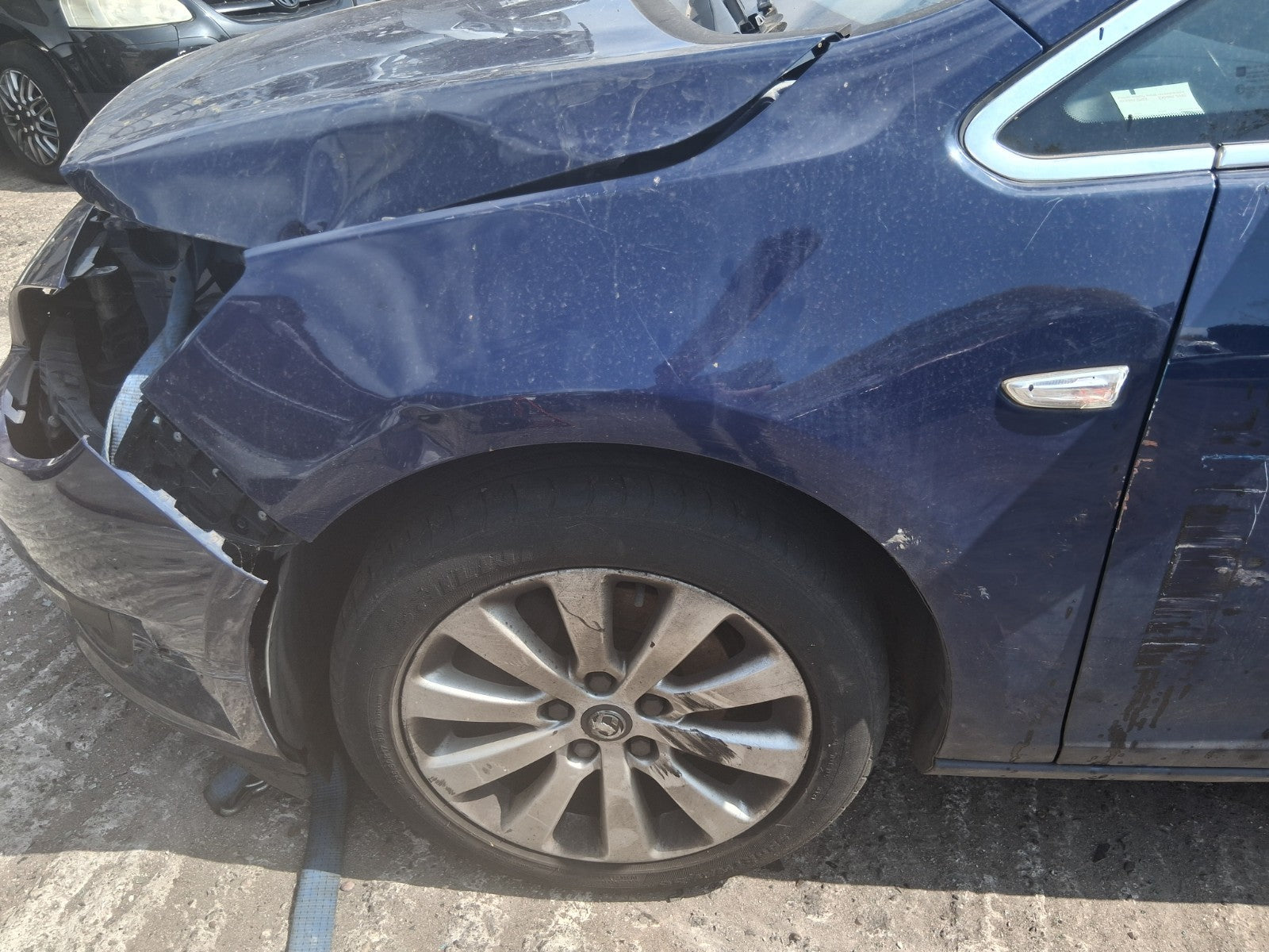 2013 VAUXHALL ASTRA J ESTATE NSF PASSENGER SIDE FRONT LEFT WING PANEL BLUE