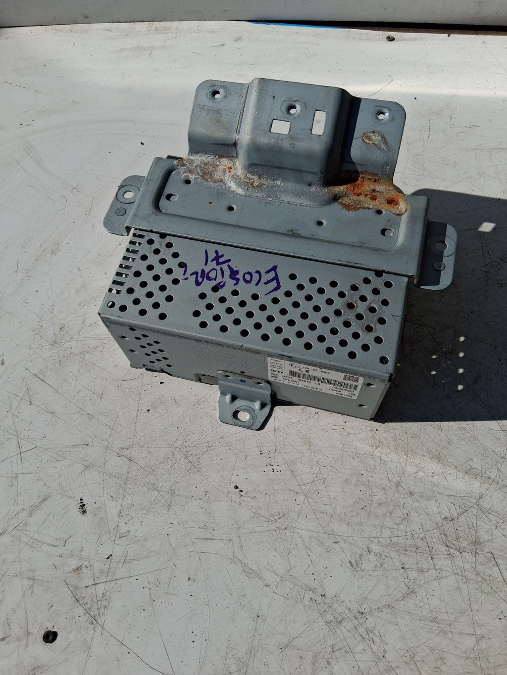 2021 FORD ECOSPORT 71 STEREO RADIO/ CD PLAYER HEAD UNIT 10R0516366