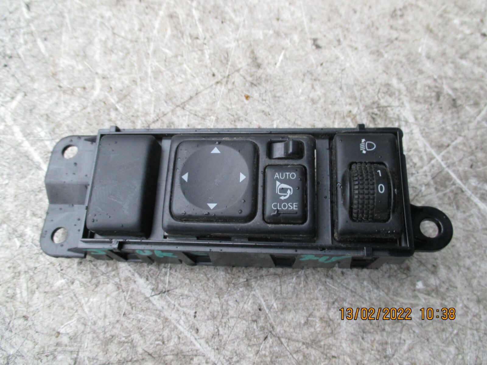 NISSAN JUKE 2015 MK1 MIRROR CONTROL HEADLIGHT ADJUST SWITCHES CONTROL PANEL