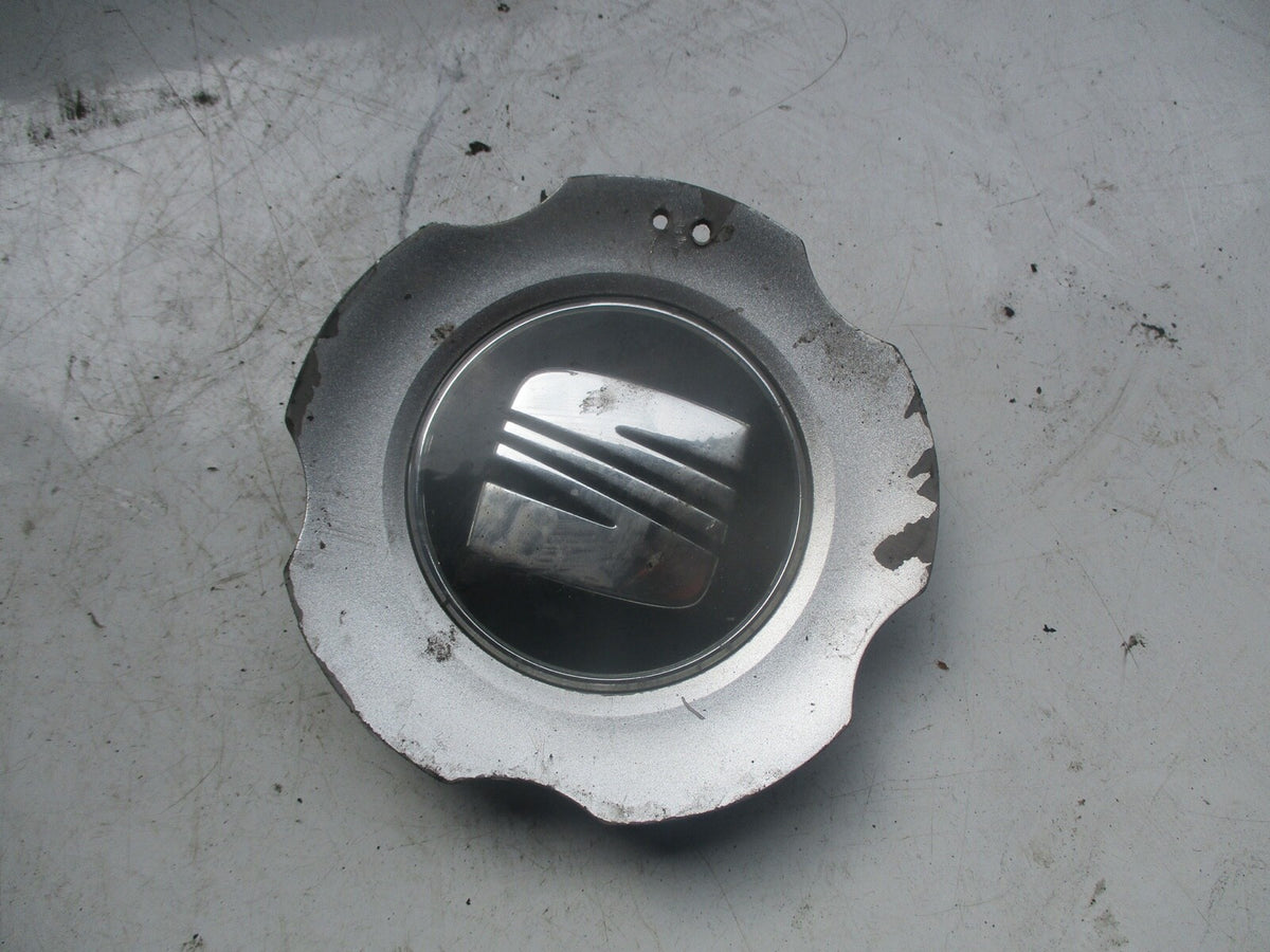 SEAT CENTRE CAP GENUINE 1M0 601 149B ALLOY CAP