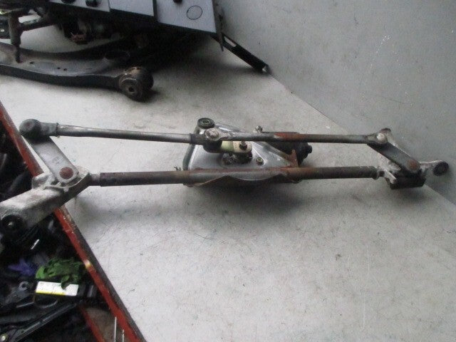 2003 TOYOTA RAV4 MK2 WINDSCREEN WIPER MOTOR & LINKAGE 8511042110