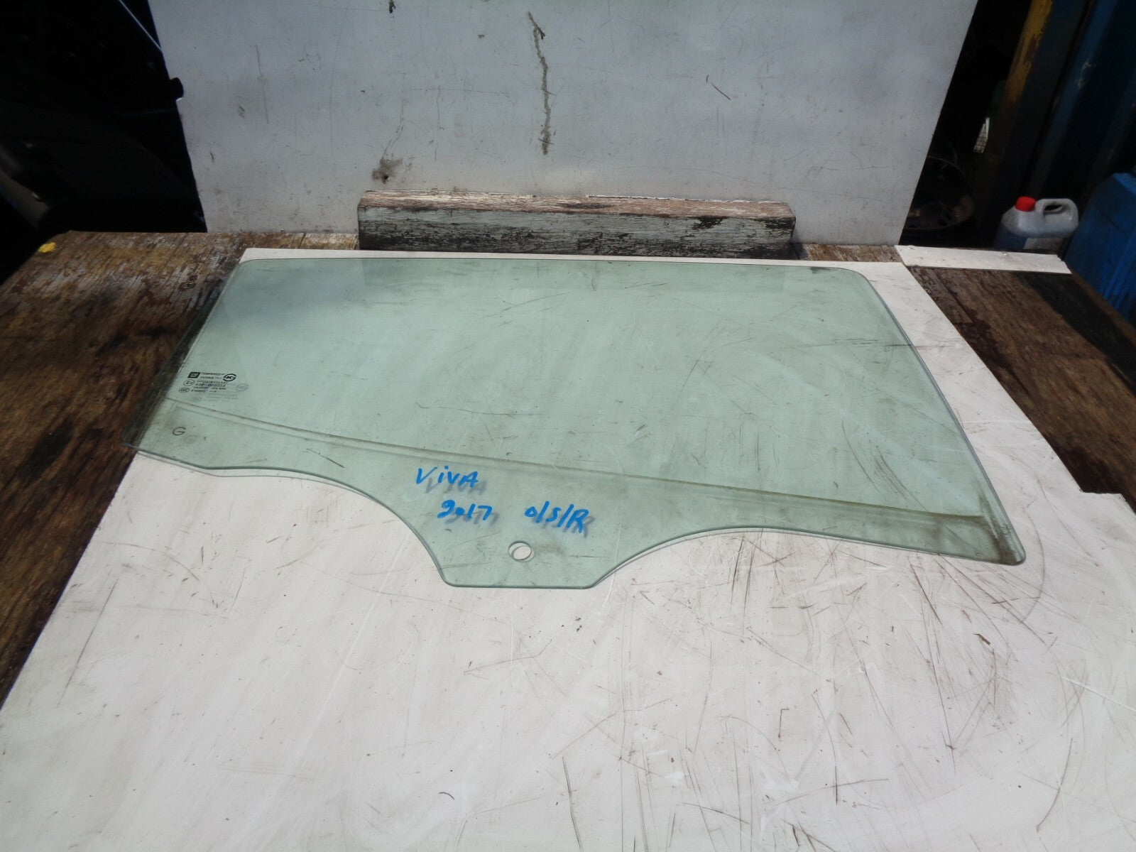 VAUXHALL VIVA 2017 OFF DRIVER SIDE REAR WINDOW GLASS