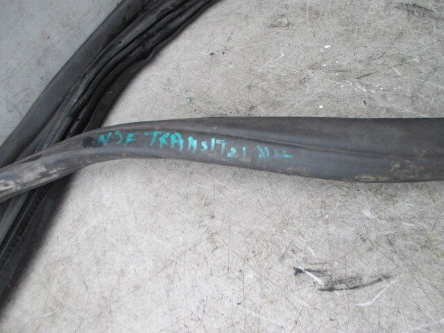 2021 FORD TRANSIT MK8 NSF PASSENGER SIDE FRONT DOOR RUBBER SEAL