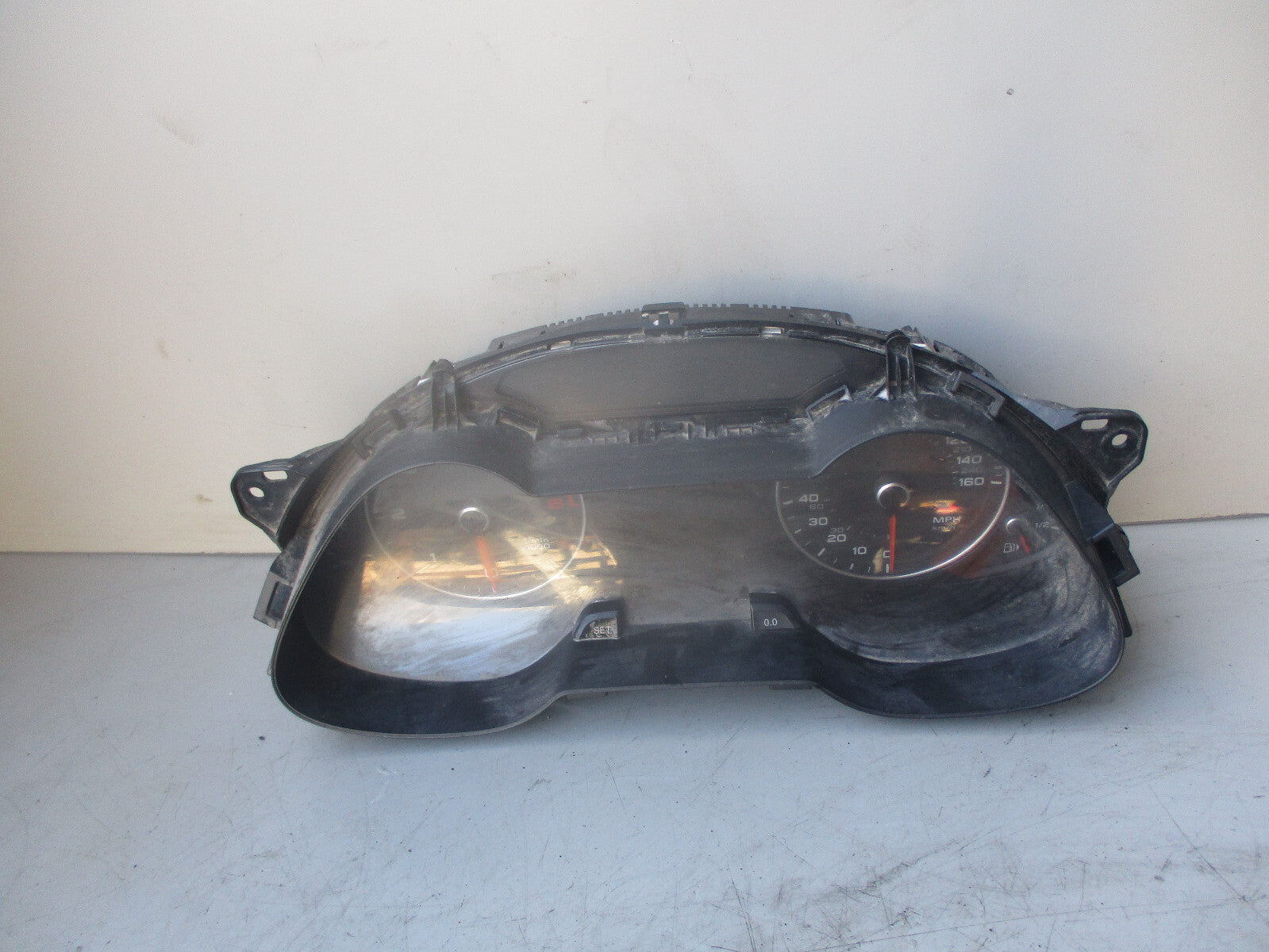 AUDI A4 B8 2013 2.0 DIESEL INSTRUMENT CLUSTER SPEEDOMETER 8K0920983G