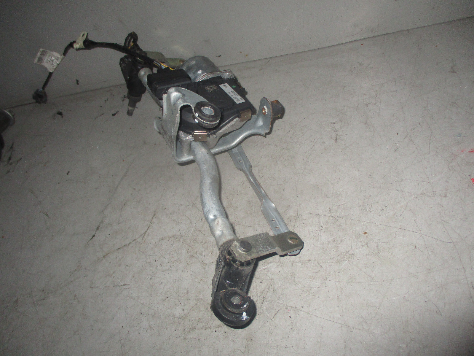 FORD ECOSPORT 2018 FRONT WIPER MOTOR & LINKAGES GN1517504BC