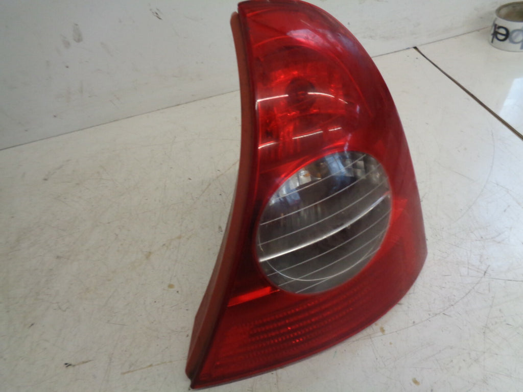 RENAULT CLIO 2004 MK2 OSR DRIVER SIDE REAR TAILLIGHT TAILLAMP