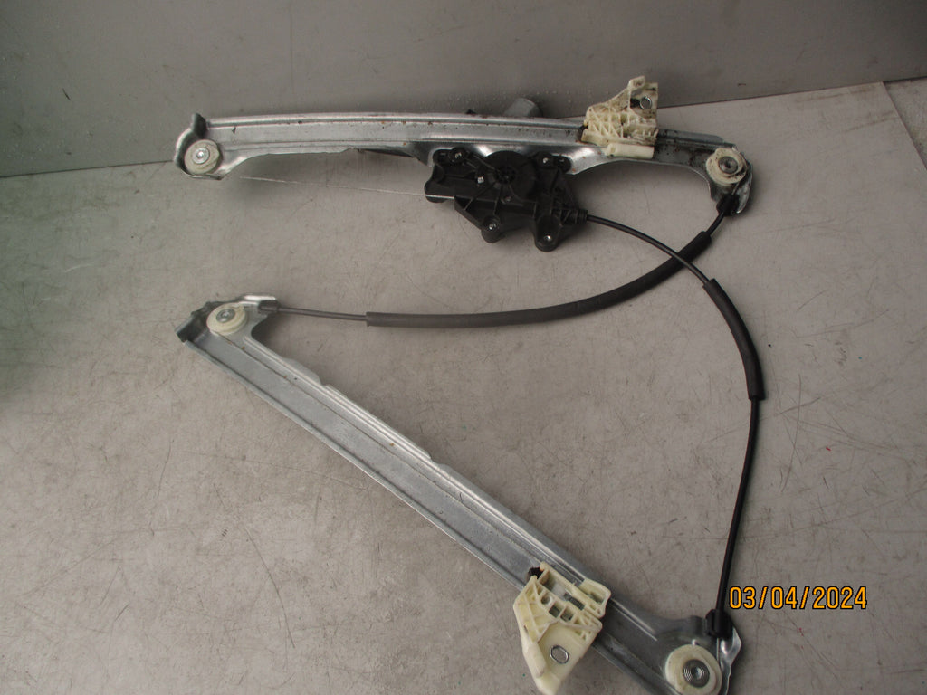 2020 MAZDA 3 NSF PASSENGER SIDE FRONT LEFT ELECTRIC WINDOW MOTOR BCJH5958X
