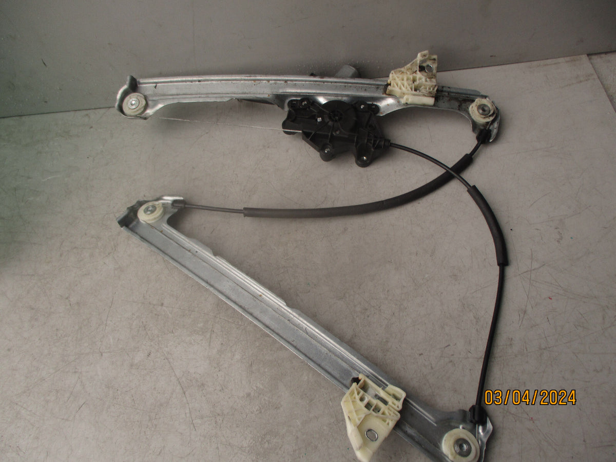 2020 MAZDA 3 NSF PASSENGER SIDE FRONT LEFT ELECTRIC WINDOW MOTOR BCJH5958X