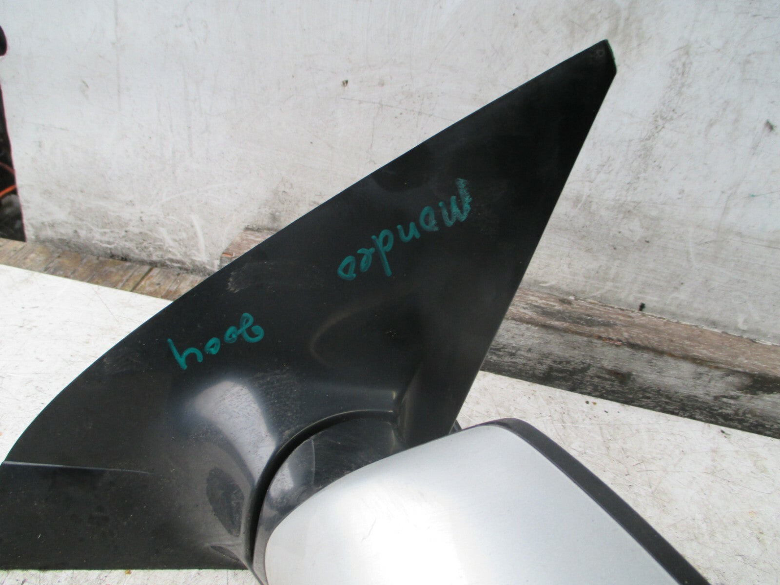 FORD MONDEO MK3 2004 NSF PASSENGER FRONT ELECTRIC WING MIRROR SILVER