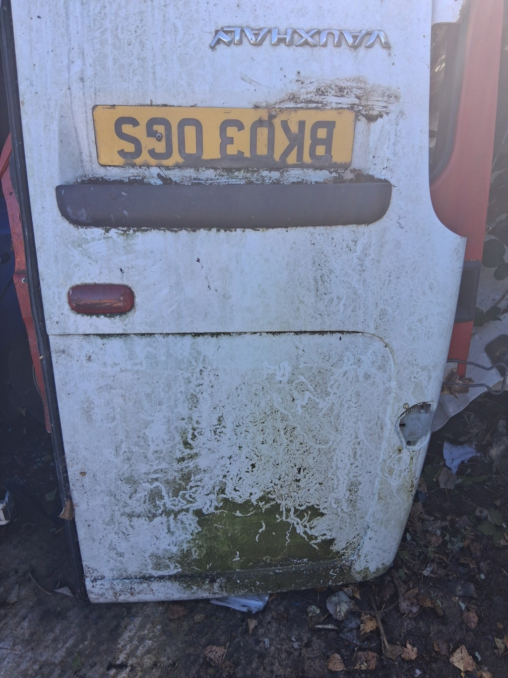 VAUXHALL MOVANO A (MK1) PRE FACELIFT NSR PASSENGER SIDE REAR DOOR WHITE