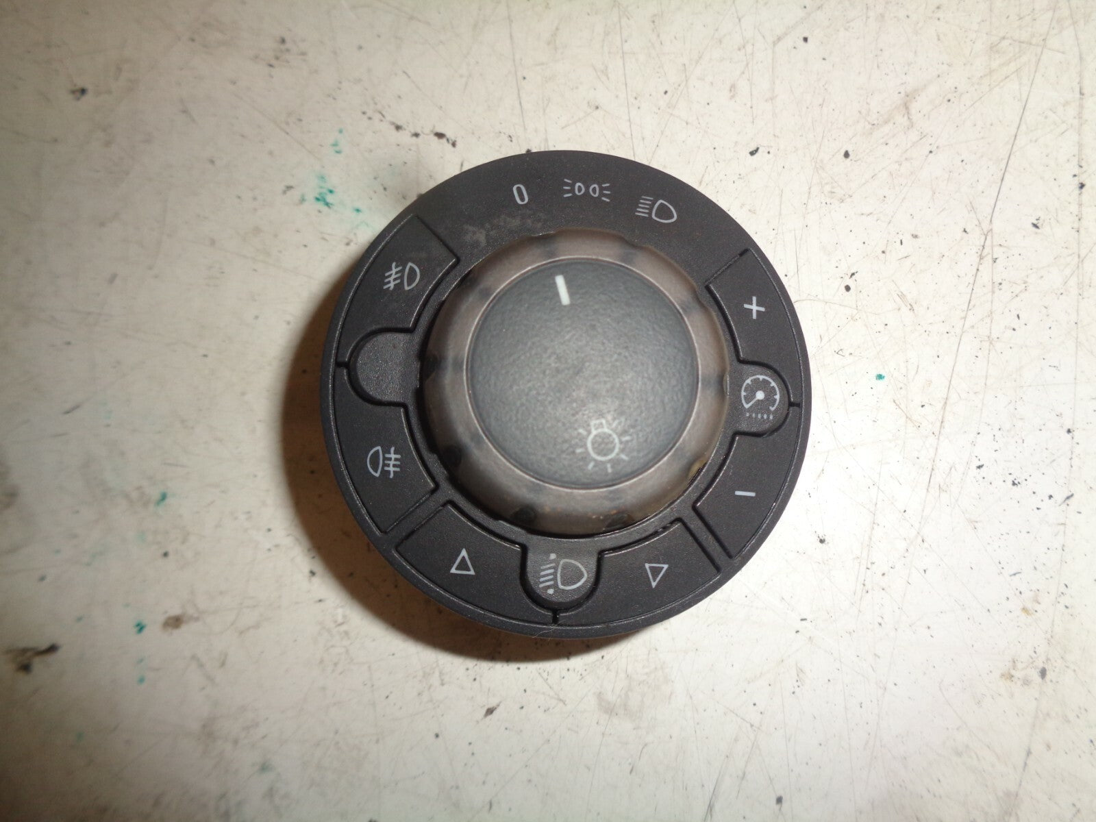 VAUXHALL CORSA D 2008 HEADLIGHT FOG LIGHT CONTROL SWITCH 13249401