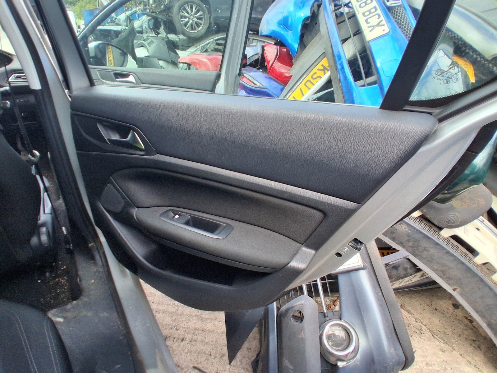2014 PEUGEOT 308 MK2 HATCH OSR DRIVER SIDE REAR DOOR CARD PANEL