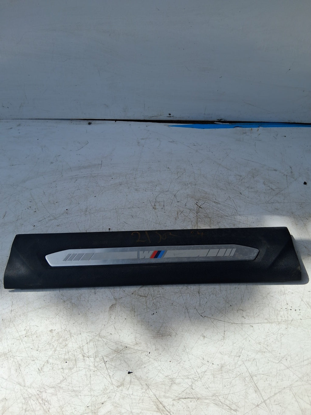 2024 BMW 2 SERIES SILL TRIM PANEL COVER B000831