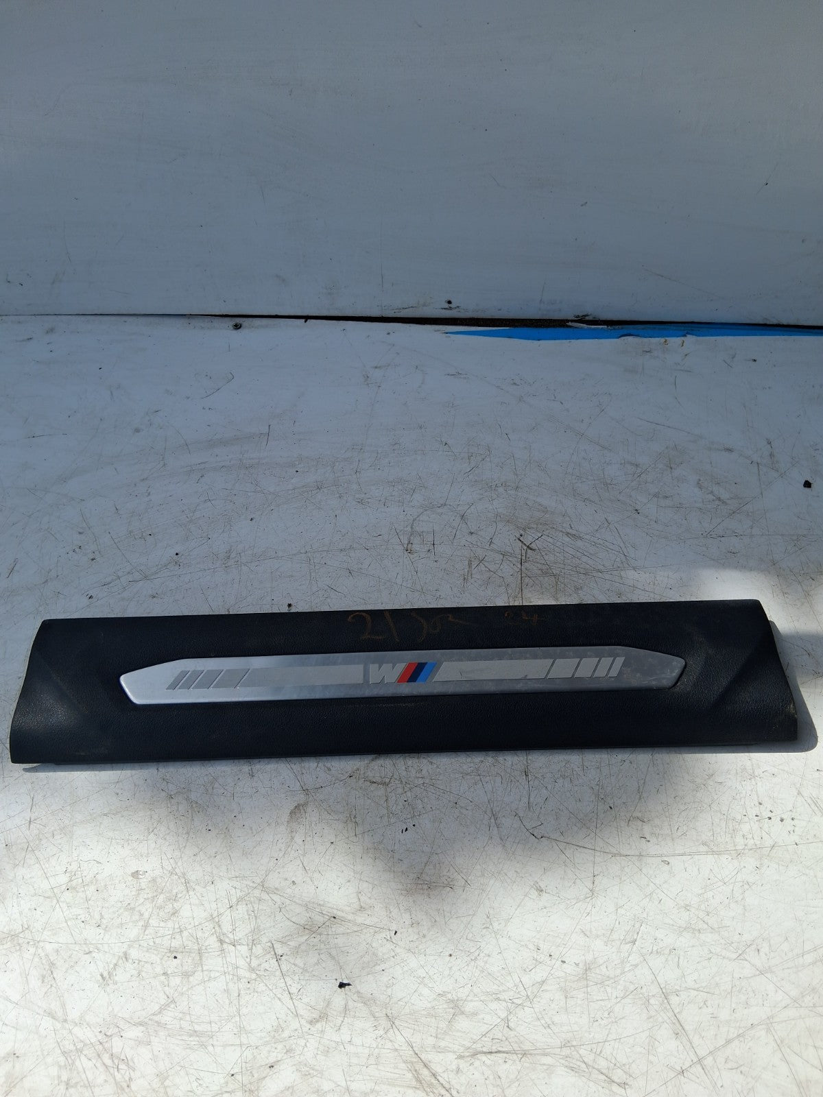 2024 BMW 2 SERIES SILL TRIM PANEL COVER B000831