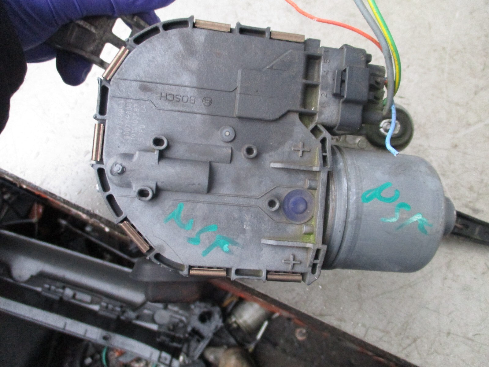 2019 CITROEN C4 GRAND PICASSO NSF PASSENGER SIDE FRONT WIPER MOTOR 1137328953