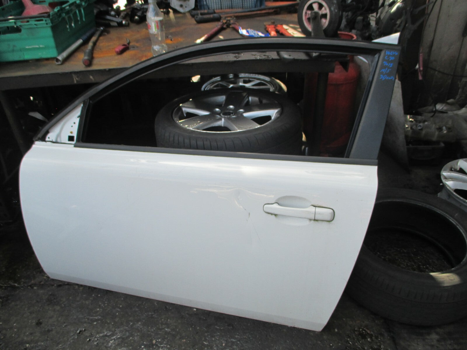 VOLVO C30 2012 3 DOOR NS PASSENGER SIDE DOOR BARE WHITE