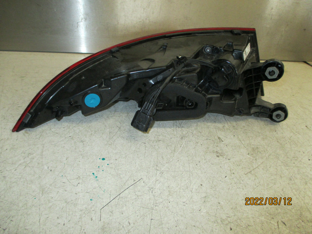 2019 JAGUAR XE FACELIFT OSR DRIVER SIDE REAR TAIL LIGHT TAILLAMP lx7313404aa