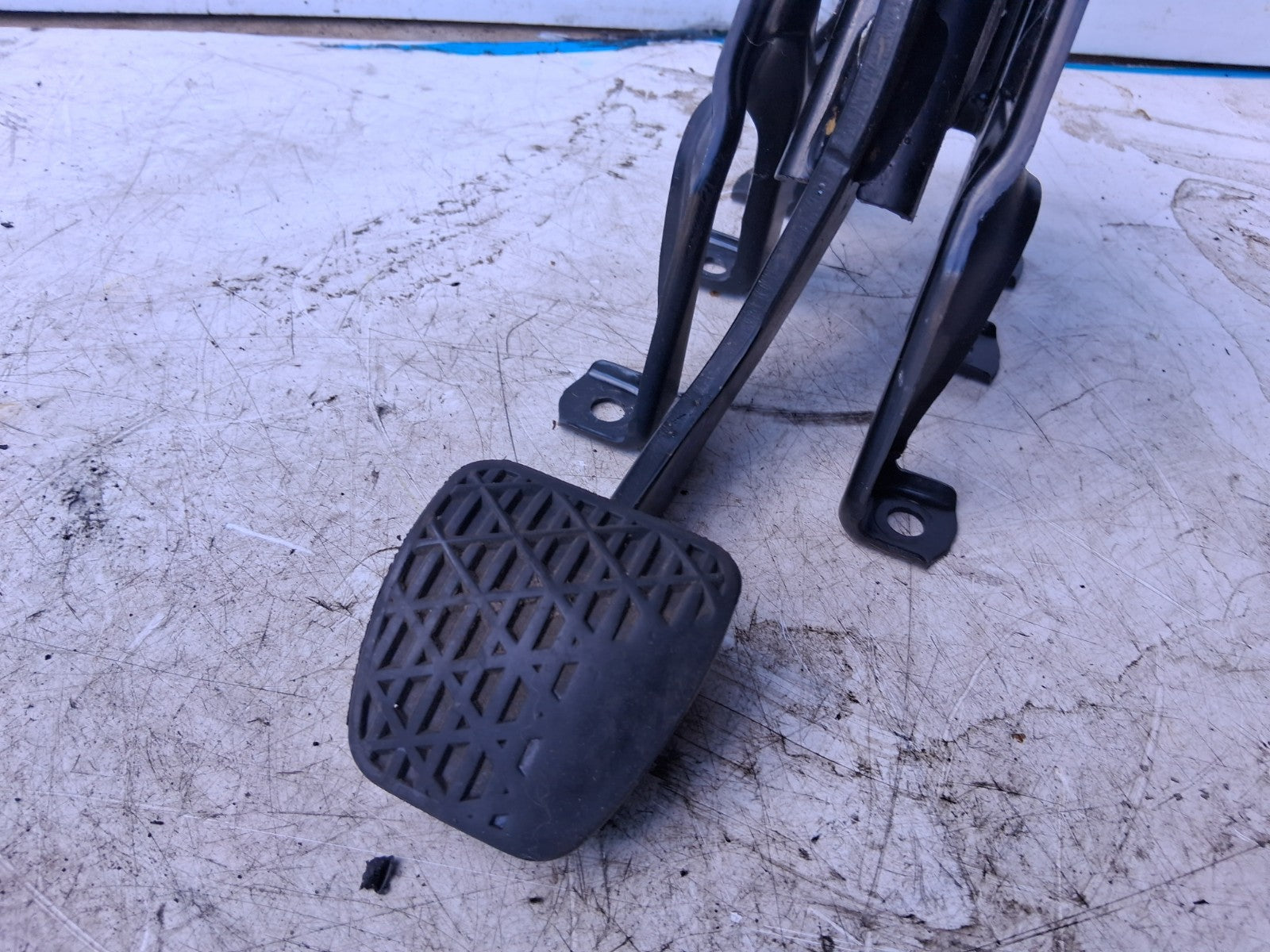 2018 MERCEDES BENZ SPRINTER W907 2.1 DIESEL BRAKE PEDAL ASSEMBLY A9102900000