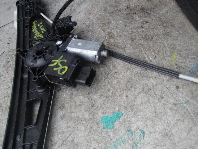 2023 VAUXHALL GRANDLAND X OSF DRIVER SIDE FRONT WINDOW MOTOR 9815404080