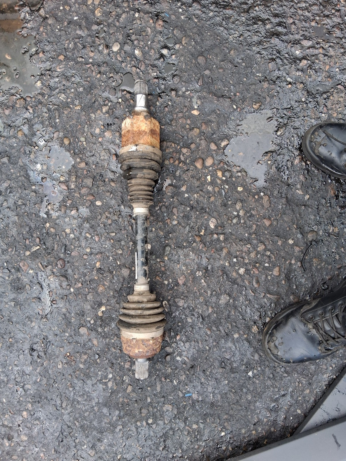 2016 VOLVO V40 D3 NSF PASSENGER SIDE FRONT LEFT DRIVERSHAFT P31367904
