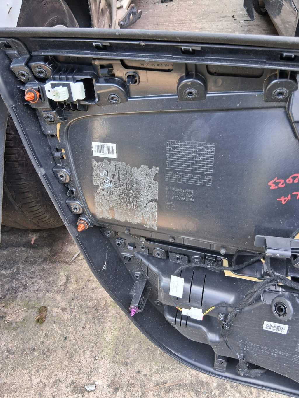 2023 MERCEDES CLA C118 OSF DRIVER SIDE FRONT RIGHT DOOR CARD PANEL A1187209200