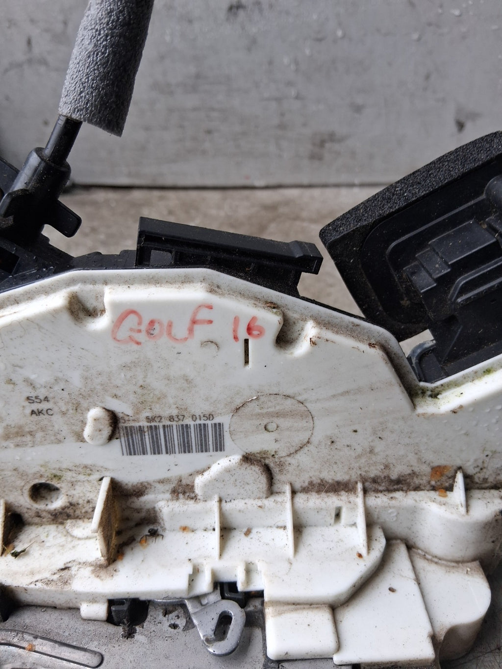 2016 VOLKSWAGEN GOLF DOOR LOCK MECH 5K2837015D