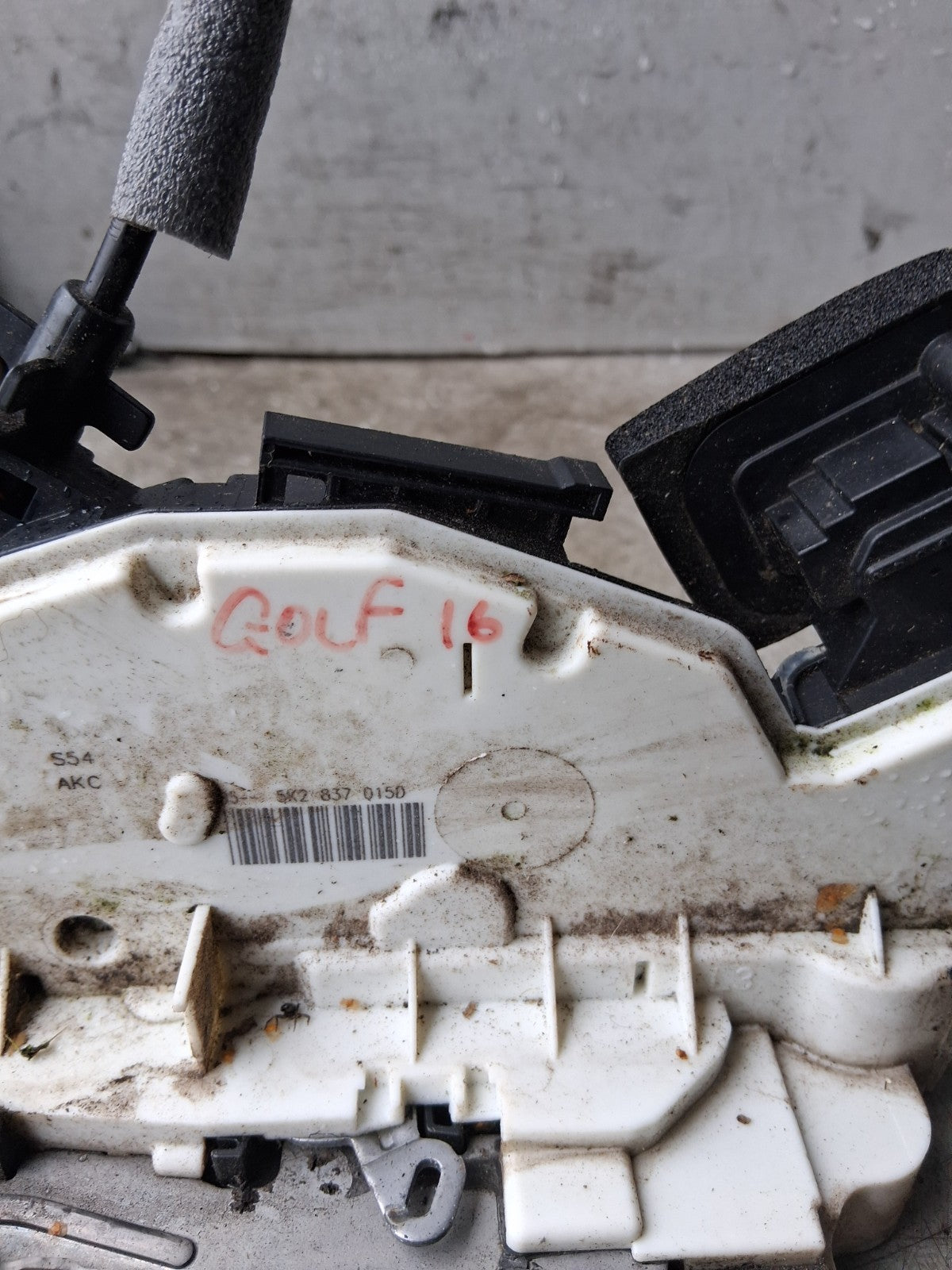 2016 VOLKSWAGEN GOLF DOOR LOCK MECH 5K2837015D
