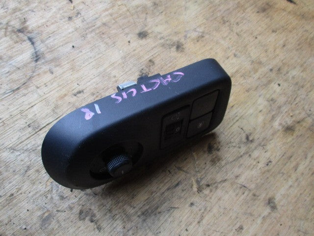 CITROEN C4 CACTUS 2018 WING MIRROR & HEADLIGHT ADJUST SWITCH 96673722ZD