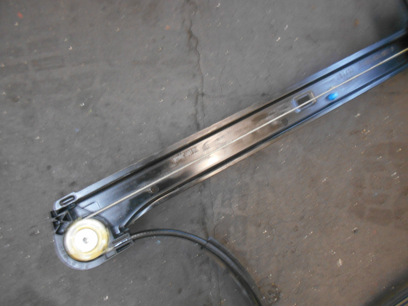 AUDI A3 8V 2013 NSF PASSENGER FRONT WINDOW MOTOR REGULATOR 8V4837461 5Q959802B