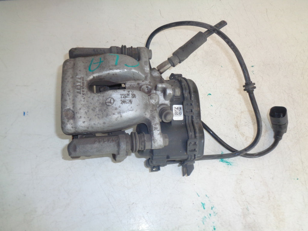 MERCEDES BENZ CLA 2018 2.1 DIESEL OSR DRIVER SIDE REAR ELECTRIC BRAKE CALIPER