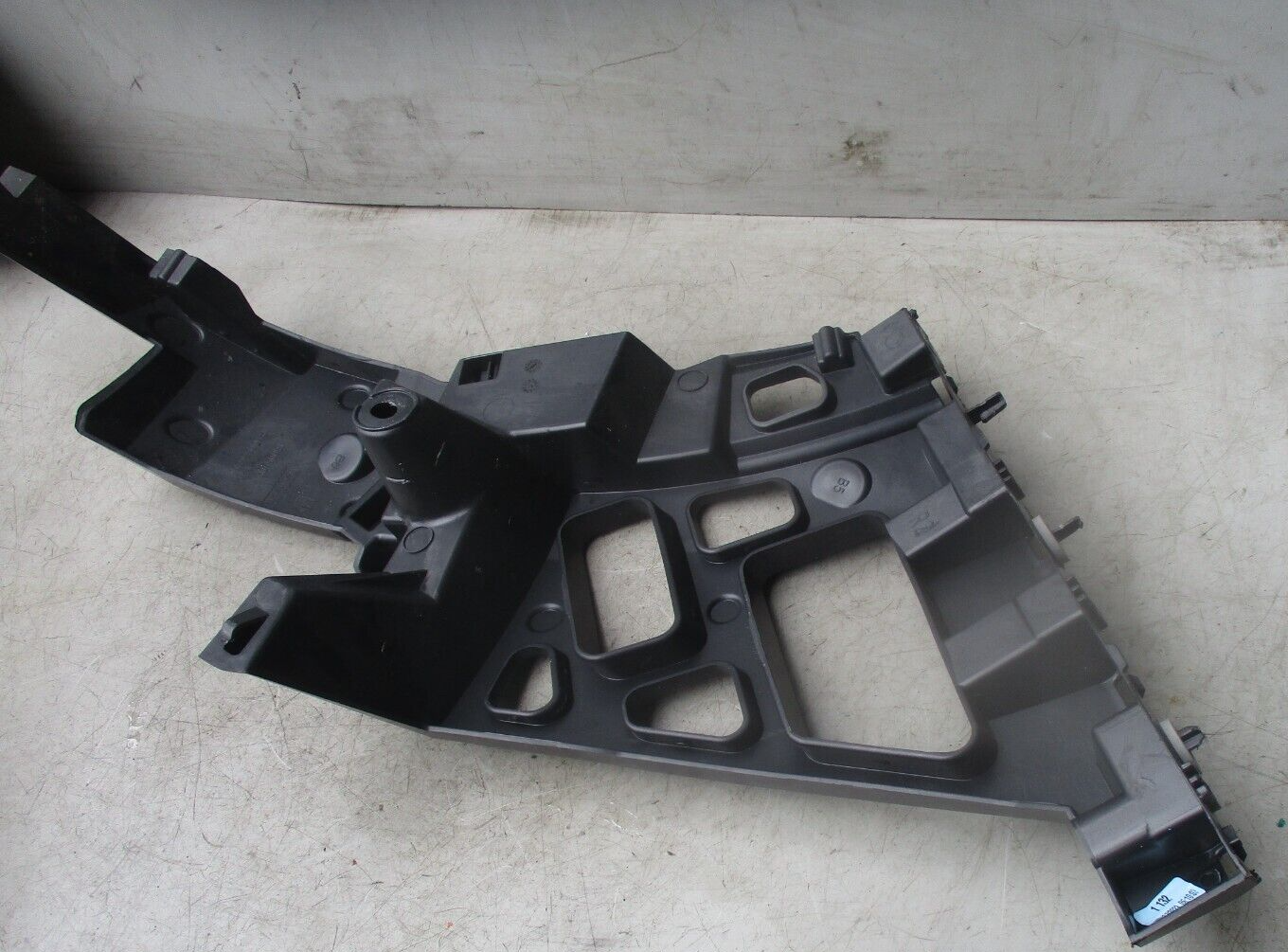2023 VAUXHALL GRANDLAND OSR DRIVERS RIGHT REAR BUMPER MOUNT BRACKET YP00035680