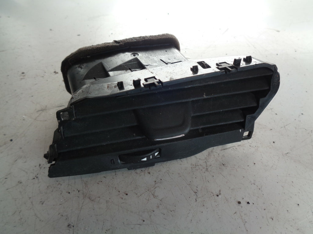 VAUXHALL CORSA E MK4 2016 1.2 NS PASSENGER SIDE DASH AIR VENT 13377947