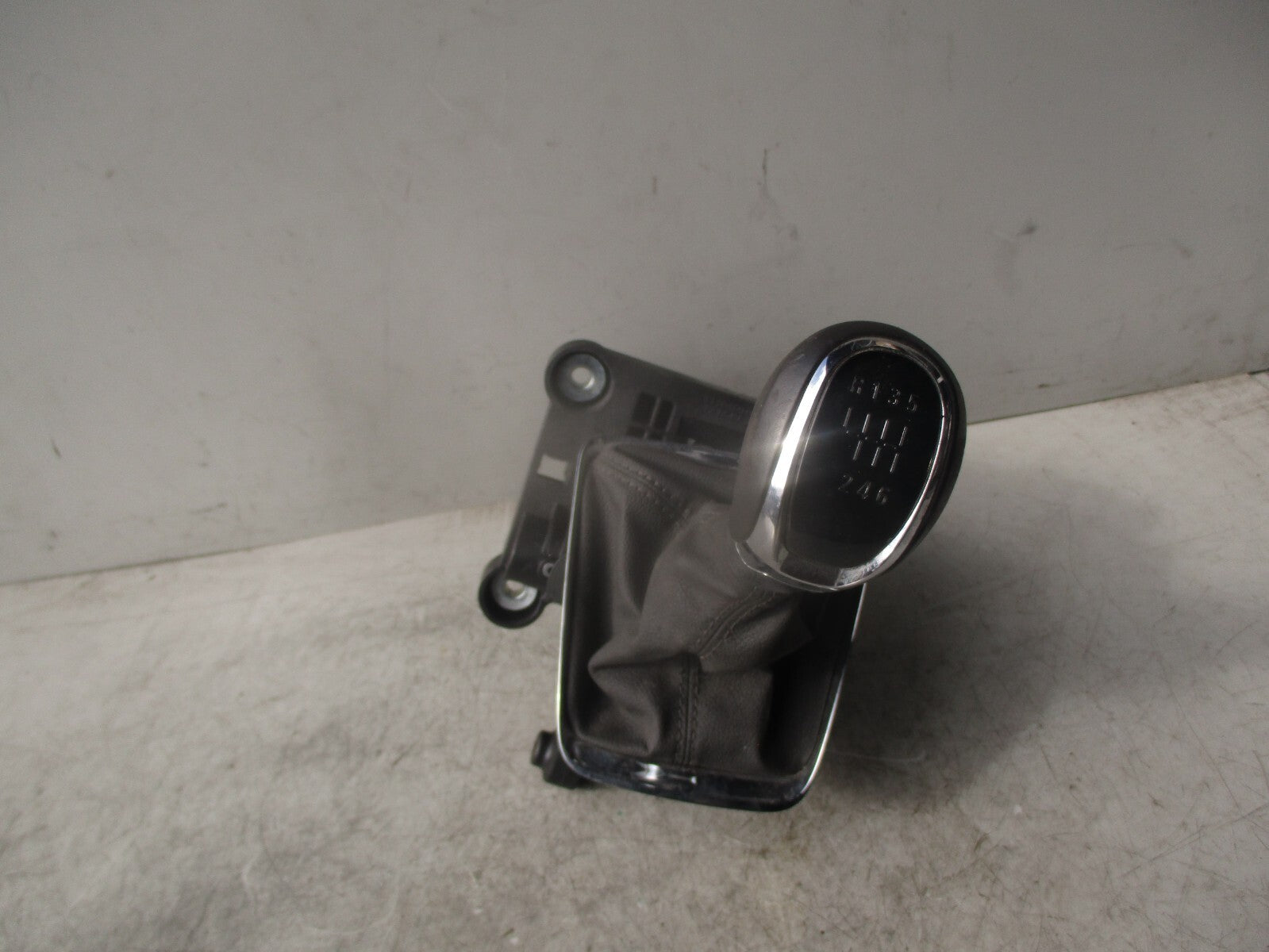2017 VAUXHALL ZAFIRA TOURER C 6 SPEED GEARSTICK KNOB SELECTOR 8126600102