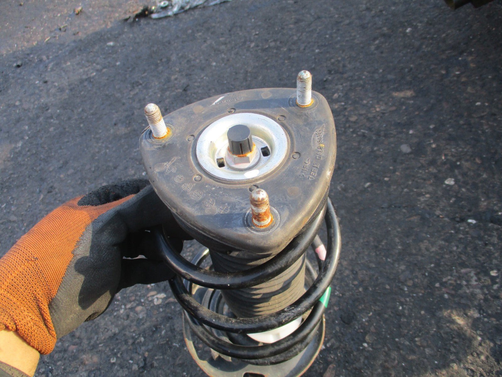 2019 MAZDA 2 MK3 DJ 1.5 PETROL OSF DRIVER SIDE FRONT SHOCK ABSORBER DH3T34700