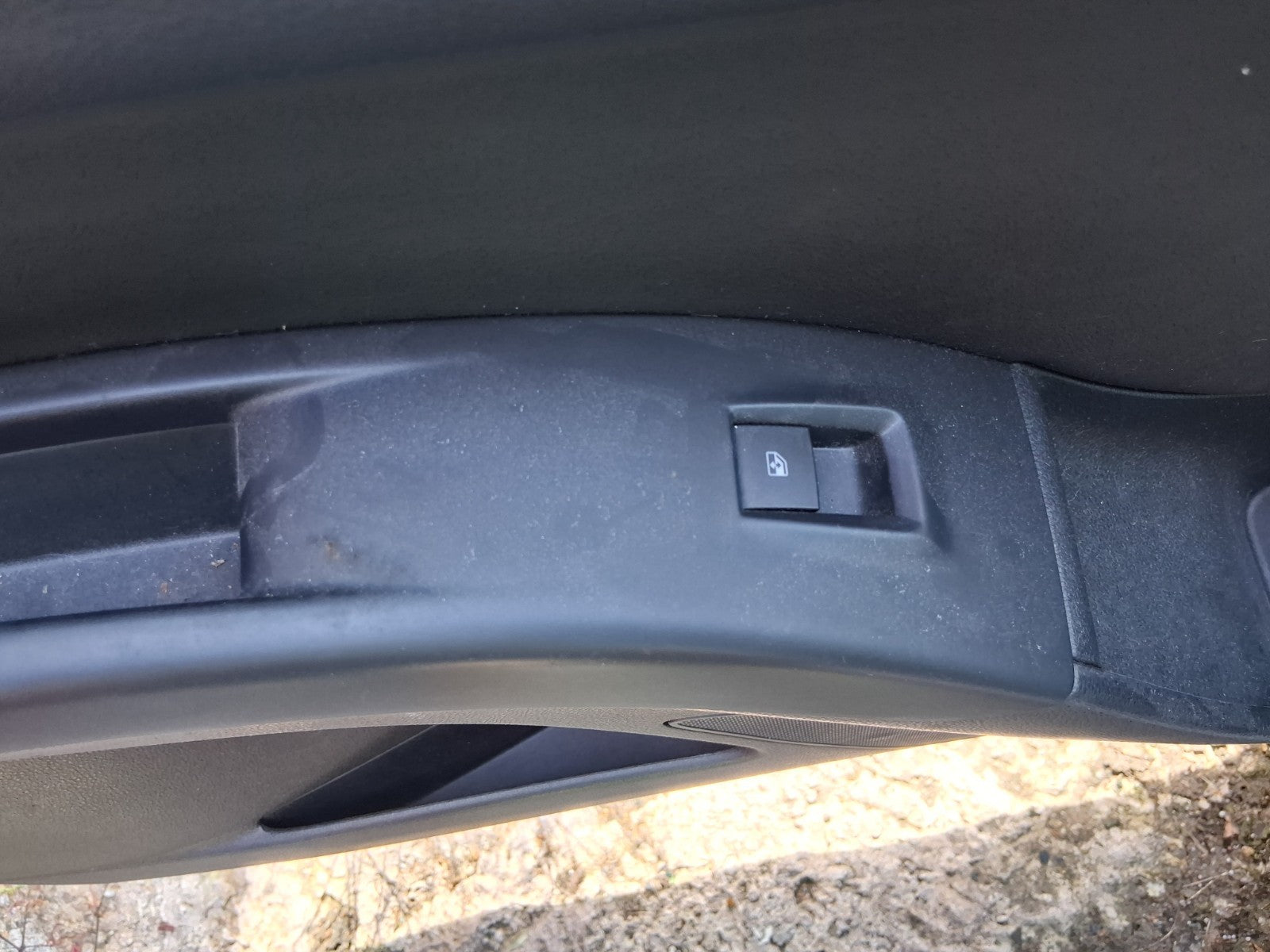 2016 VAUXHALL MERIVA B MK2 NSF PASSENGER SIDE FRONT LEFT WINDOW CONTROL SWITCH