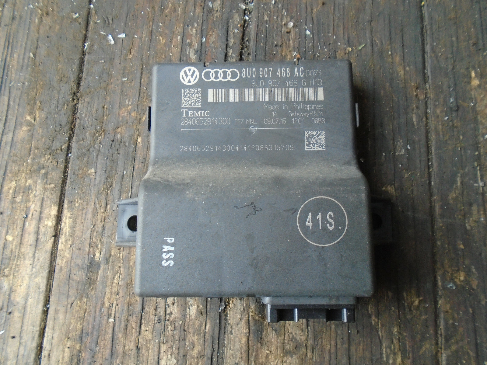 AUDI A1 8X 2015 3 DOOR OS DRIVER SIDE DOOR CONTROL UNIT GATEWAY ECU 8U0907468AC