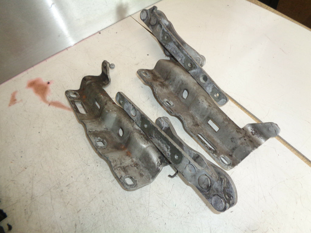 MERCEDES BENZ C CLASS W203 W209 FRONT BONNET HINGES A2038800328