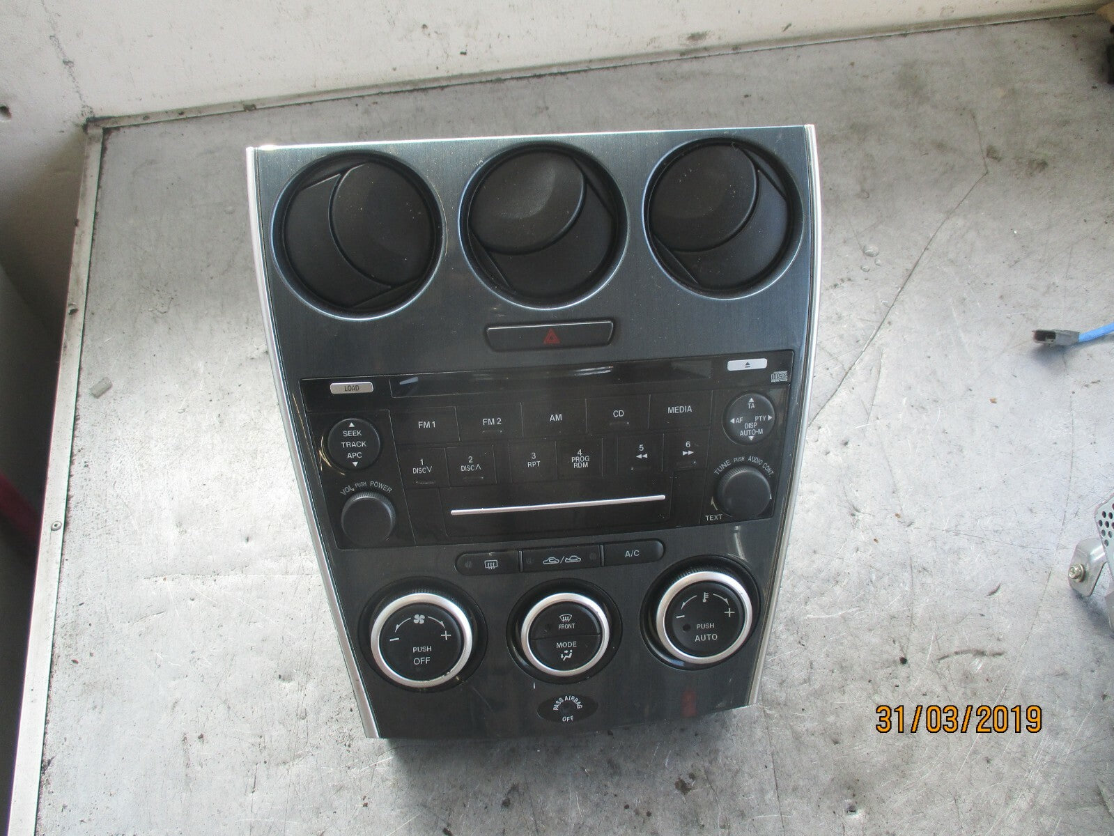 MAZDA 6 GG GY MK1 AIR VENTS & CD RADIO STEREO UNIT CLIMATE CONTROL CQMM45701A