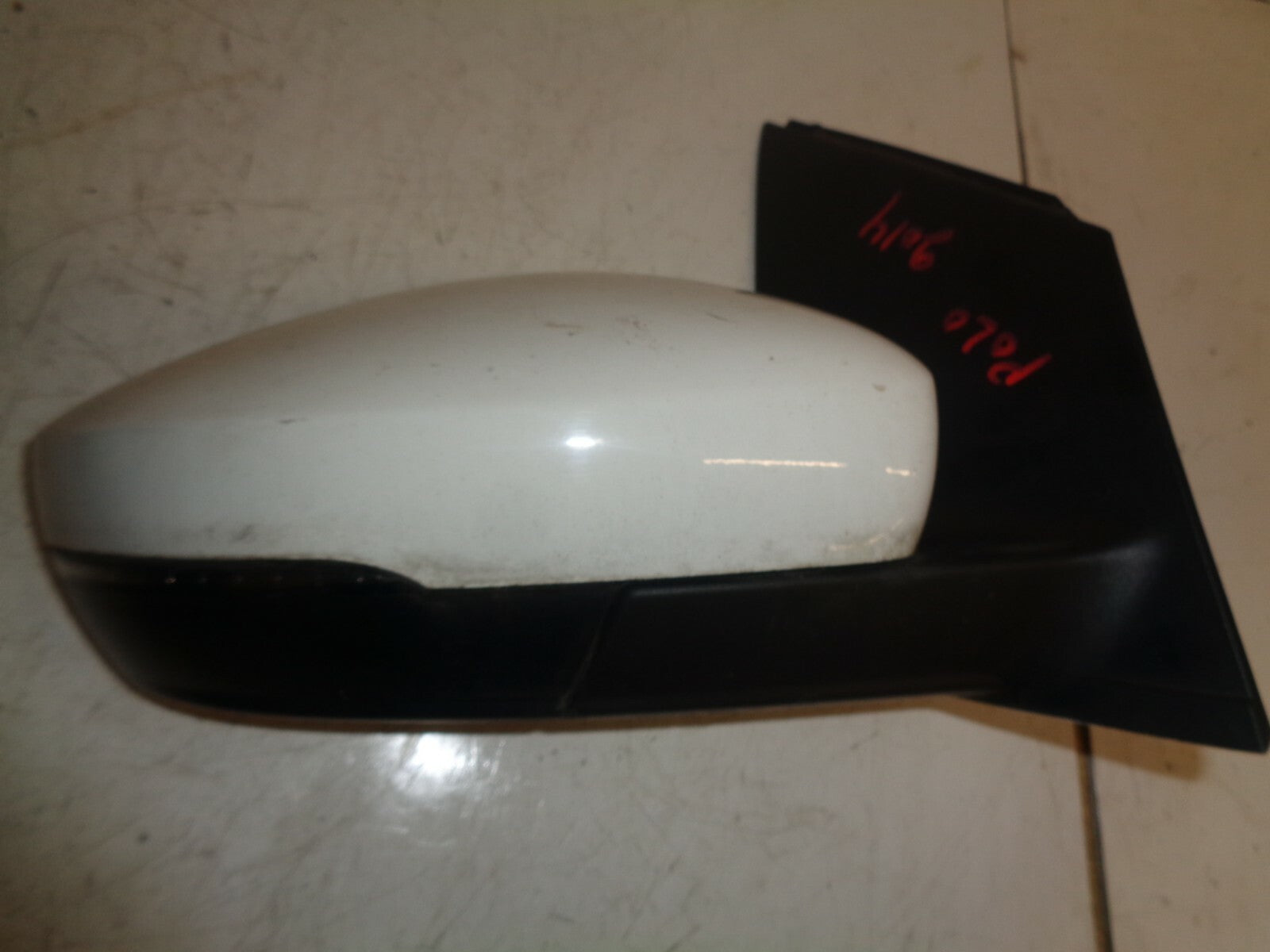 VW VOLKSWAGEN POLO 6R OS DRIVER SIDE MANUAL WING DOOR MIRROR WHITE 6R2857502BE