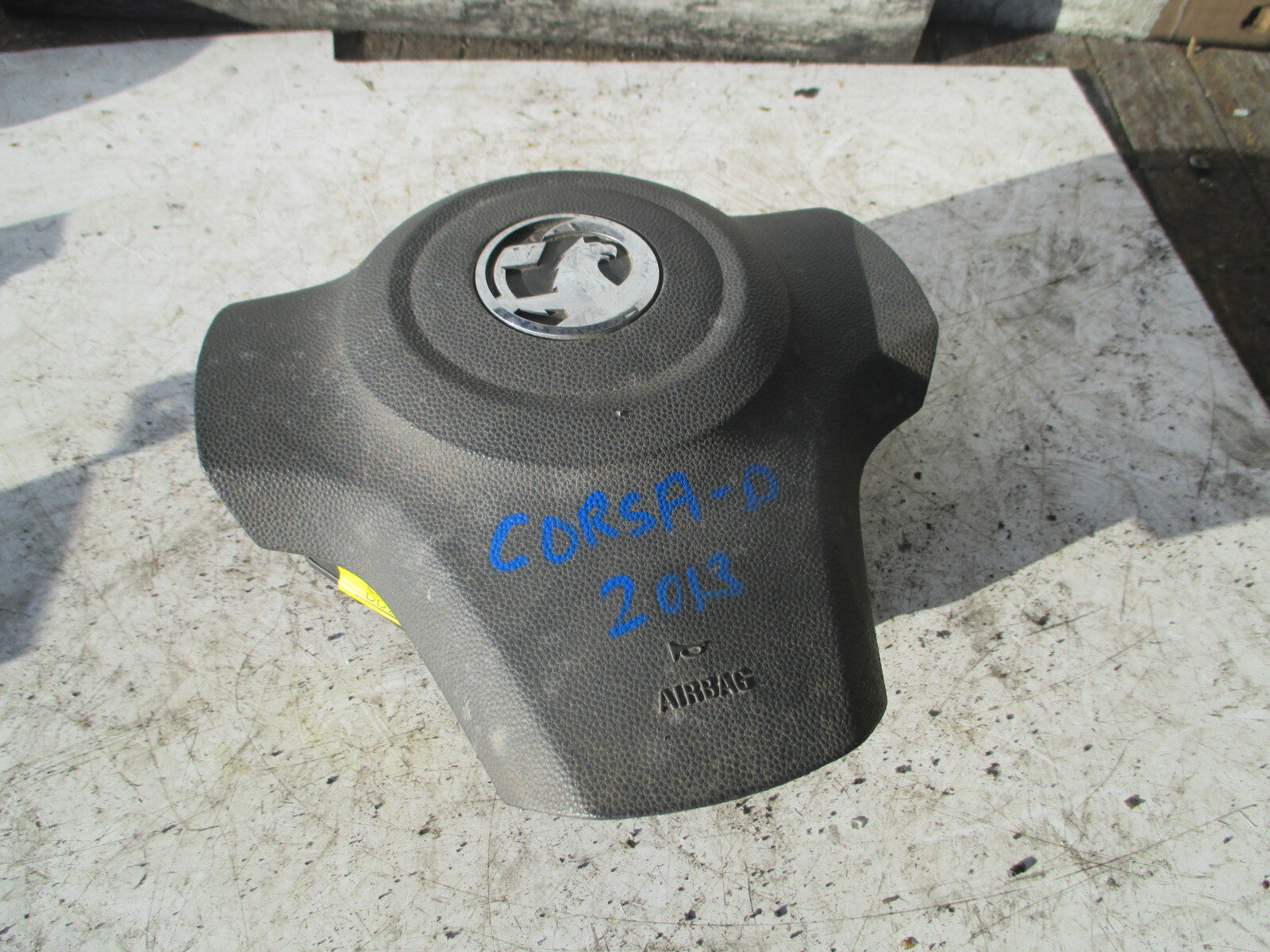 VAUXHALL CORSA D 2013 FACELIFT STEERING WHEEL SAFETY BAG 13369480