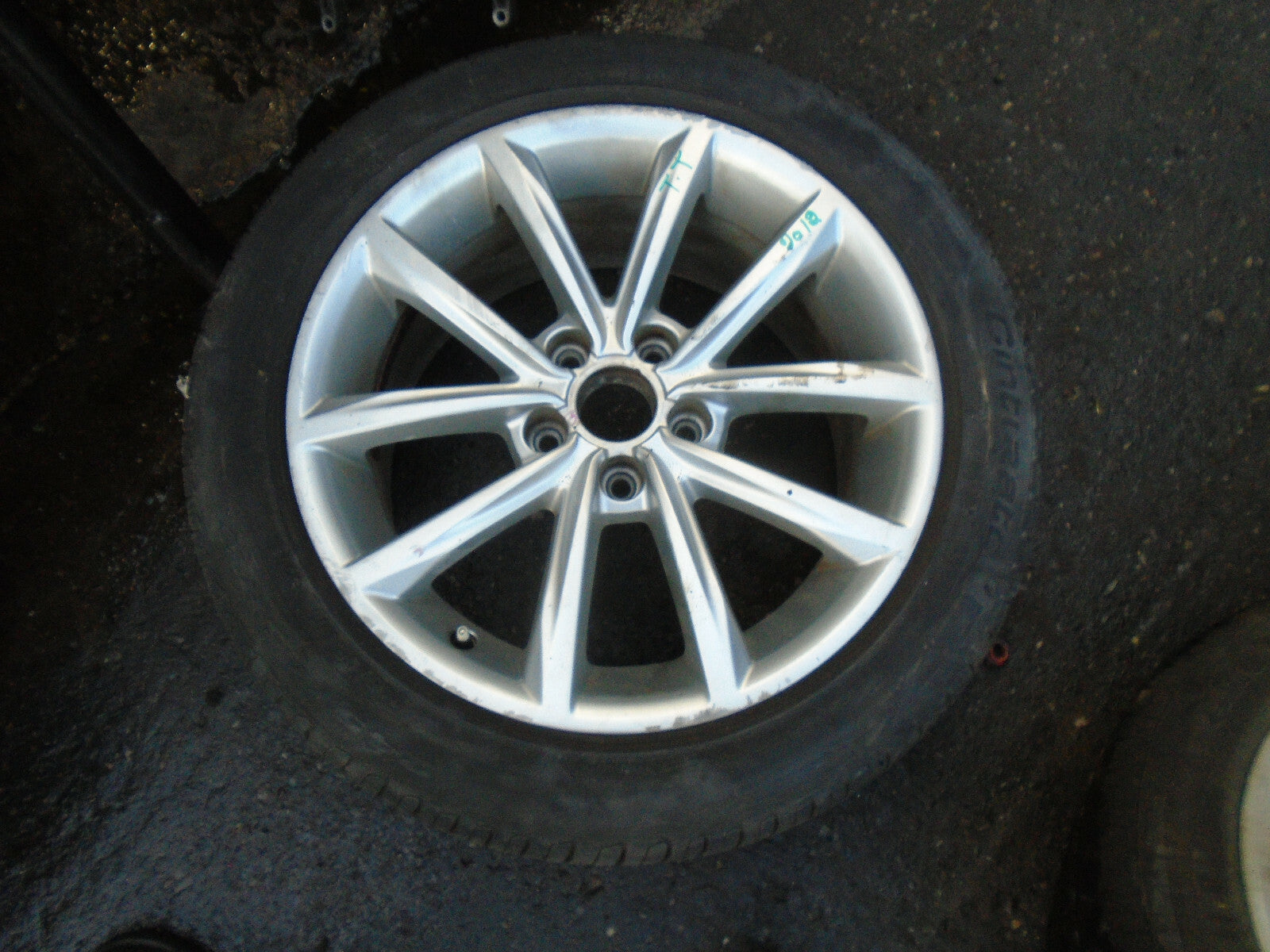 AUDI TT MK2 2012 17 INCH ALLOY WHEEL WITH TYRE 245/45R17 REF 2