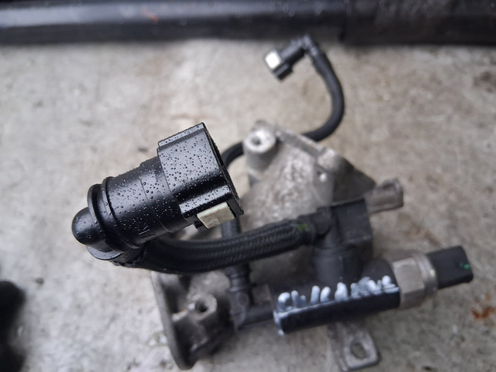 2021 VAUXHALL VIVARO MK3 EGR VALVE PIPE HOUSING 9821154280